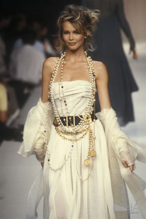 chanel fw92 couture|Chanel Fall Winter 1992 .